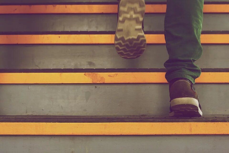 steps-388914_960_720.jpg