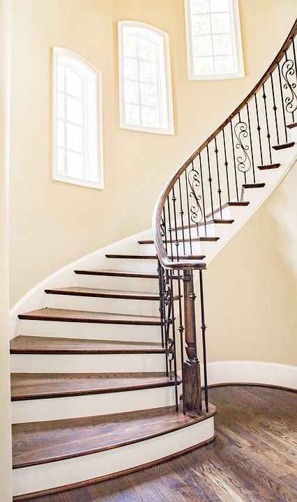 luxury-real-estate-1689964_960_720.jpg